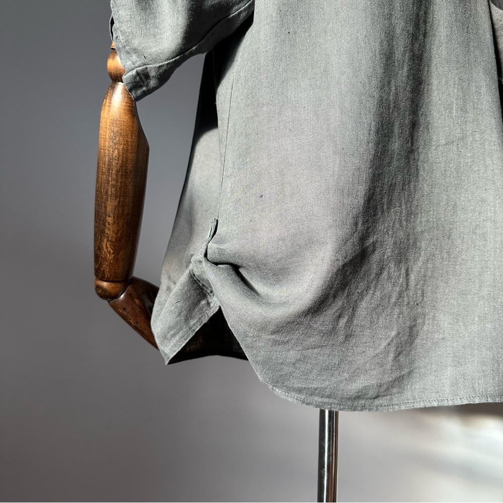 Gray Linen Loose Fit Blouse Made in Italy - Picture 11 of 16